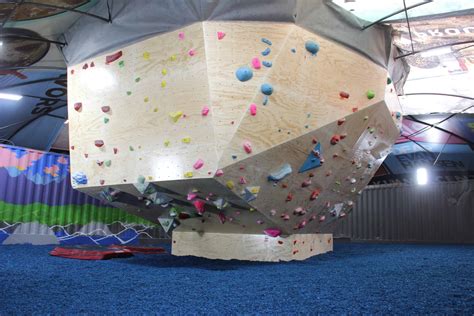 Pure Bouldering Gym Community Centered Bouldering Gym In Colorado Springs