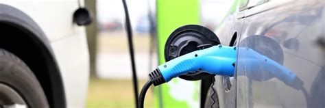 Elektroauto in der Tiefgarage Rechte von Mietern und Eigentümern