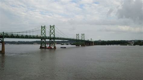 I-74 Bridge construction will divert boaters away from the shoreline ...