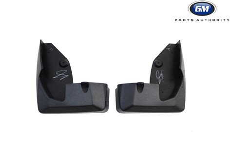 Gmc Acadia Front Molded Splash Guards Black Use