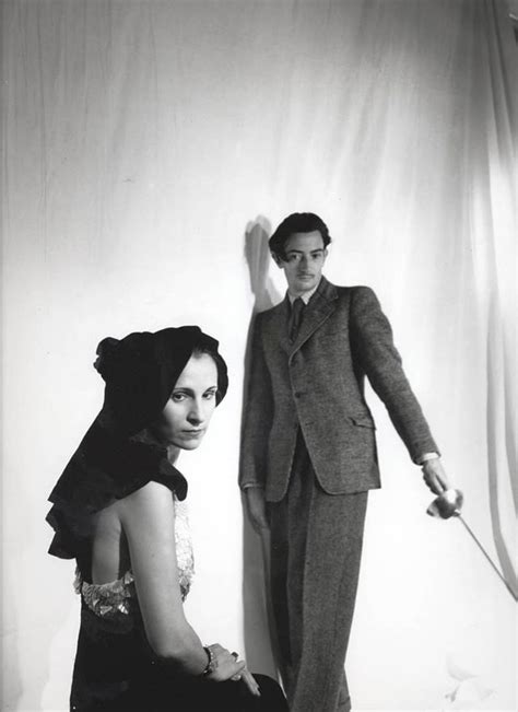 30 Black And White Photographs Of Gala And Salvador DalÃ­ From Between