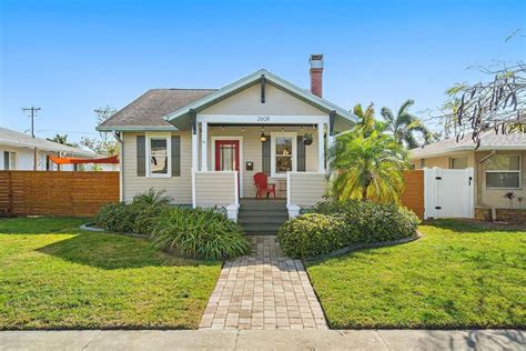 1980 35th St N Saint Petersburg FL 33713 Realtor