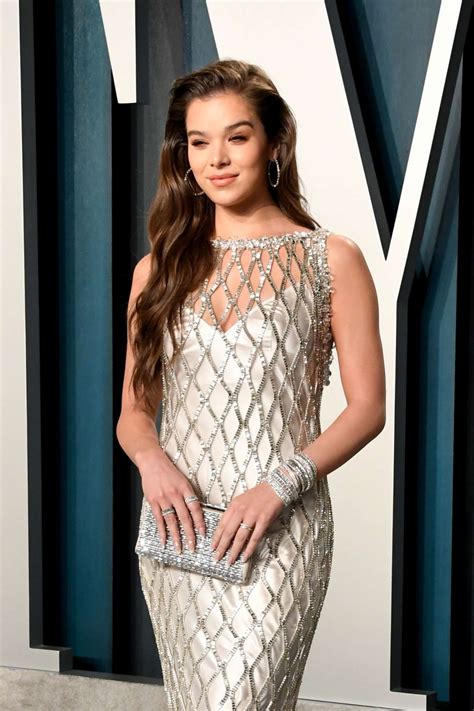 Hailee Steinfeld – 2020 Vanity Fair Oscar Party in Beverly Hills-47 ...