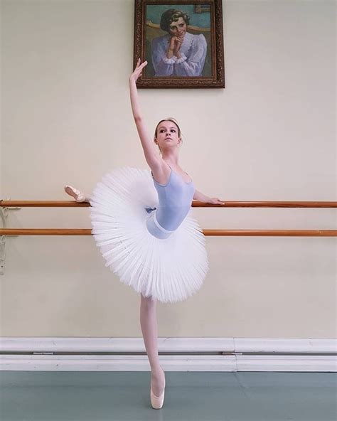 Pin By Karen Goument On Ballet Dance Pictures Ballet Beautiful