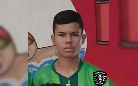 Adolescente De Anos Tem Parada Card Aca E Morre Durante Jogo De