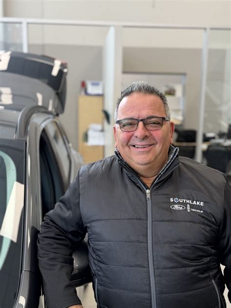 Meet the Southlake Ford Newmarket Staff | Newmarket Dealer ON.