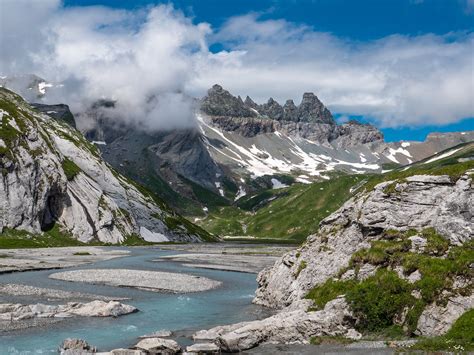 Surselva Unterer Segnesboden und Tschingelhörner oonaolivia