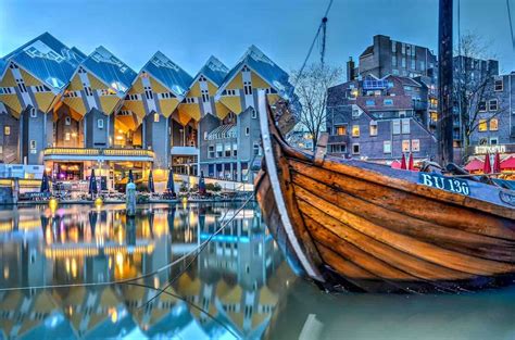 Miasto Rotterdam W Holandii Puzzle Online