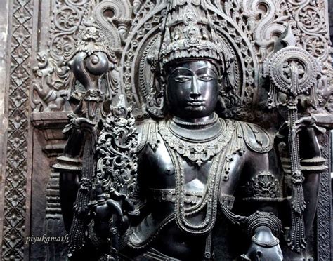 Индия Chennakeshava Temple, Belur | Historical sculptures, Buddha ...