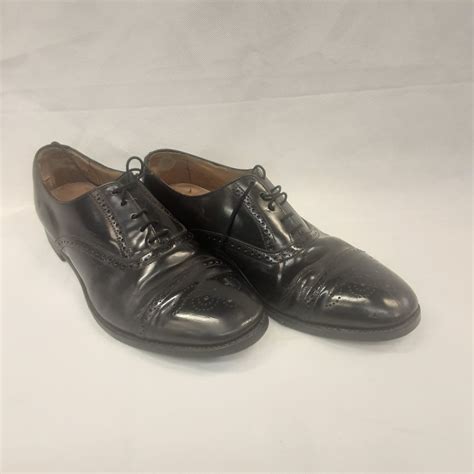 Tech shoppers react to the service at currys aintree 4