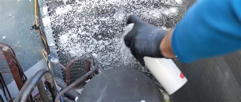 how to clean the evaporator coils of an air conditioner