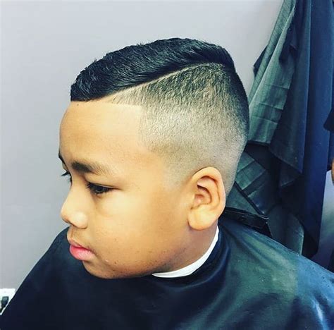 30 Handsome Taper Fade Comb Over Hairstyles [March. 2024 ]