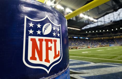 Nfl Announces 34 Compensatory Draft Choices To 14 Clubs Nfl Football