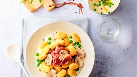 Gnocchis De Pur E Mousline La Cr Me Au Vin Blanc Petits Pois