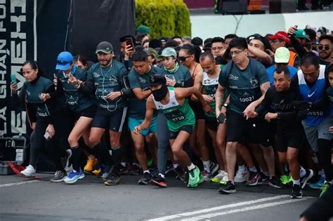 La Jornada Participan más de 40 mil en carrera de Sedena La Gran