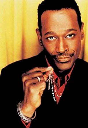 Luther Vandross's Biography - Wall Of Celebrities