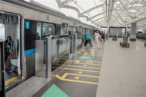 Uji coba publik MRT Jakarta Anadolu Ajansı