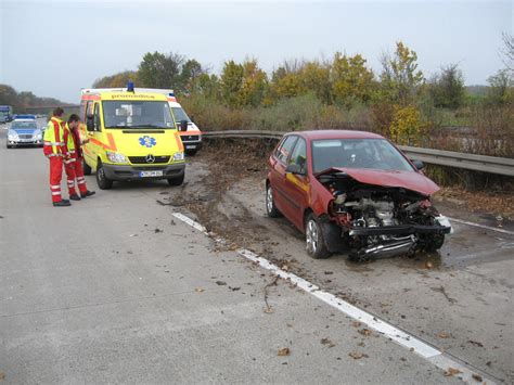 POL HI LK Hildesheim BAB 7 6 Km Stau Nach Unfall Mit Verletzter