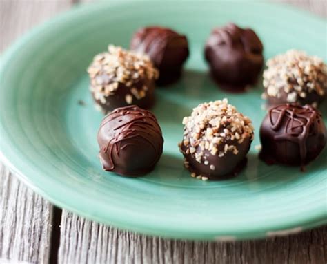 8 Best Chocolate Truffles Recipes from Honest Cooking