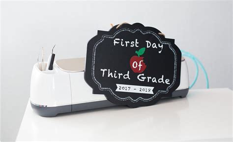 Capture The Memory With A Diy Back To School Sign Project Nursery