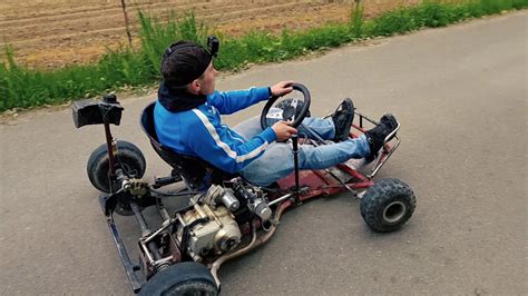 Sąsiad Robert Testuje Gokarta Z Nowym Układem Kierowniczym gokart