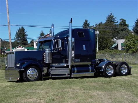 Trucking Old Pickup Trucks Big Rig Trucks Semi Trucks Cool Trucks White Western Star