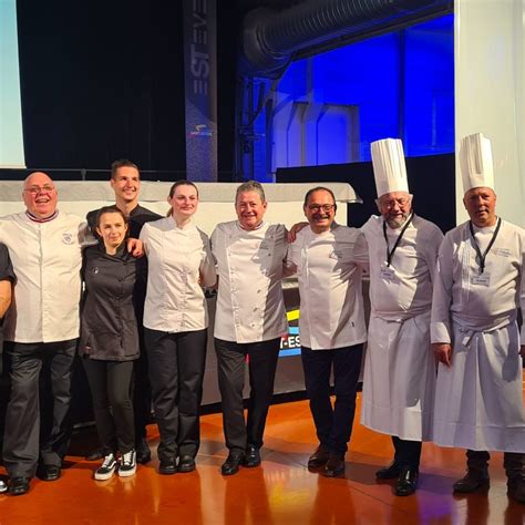 Chefs Vignerons Convives Les Toques Blanches Du