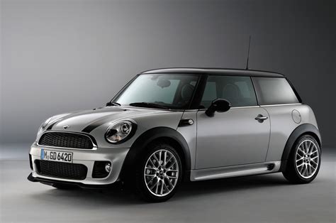 VIDEO: See Why the R56 MINI JCW Is Still So Much Fun