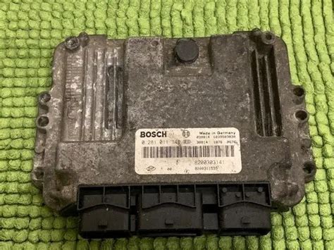 CALCULATEUR MOTEUR Ecu Pour Renault Bosch 0281011148 8200303141 EUR 89