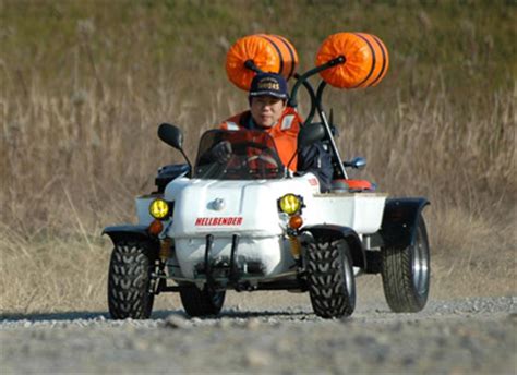 kingsley quijada: speed amphibious vehicles