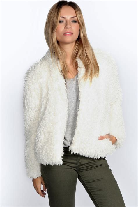 Boohoo Alma Crop Cocoon Sleeve Curly Faux Fur Jacket 70 Boohoo