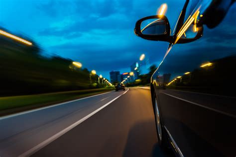 8 Late Night Driving Tips to Note for Future Road Trips