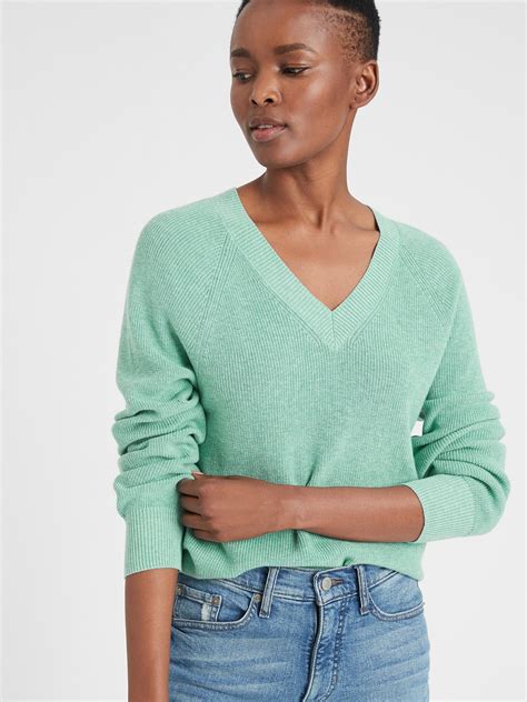 Textured V Neck Sweater Banana Republic Factory