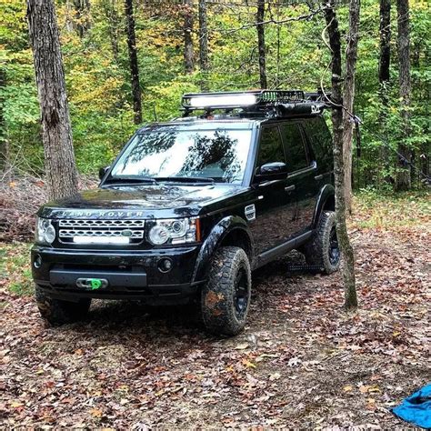 A thoroughly kitted out Discovery 4 by @ascentoverland #landrover #Discovery4 #LR4 #Discovery # ...