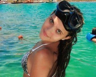 Hot Sexy Wanda Grandi Bikini Pics