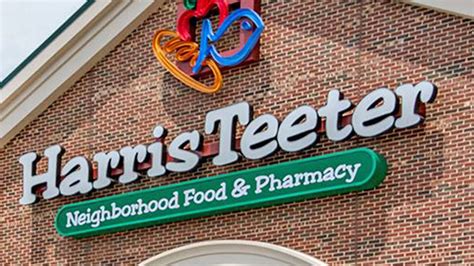 Harris Teeter grocery stores to close at 10 p.m. | wcnc.com