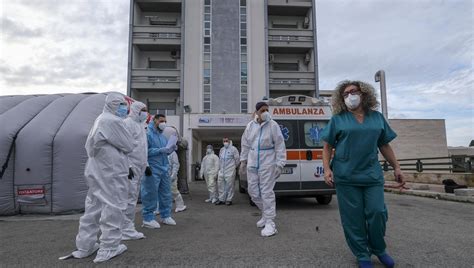 Ospedali Sottosopra Altri Posti Covid E I Degenti Sfrattati