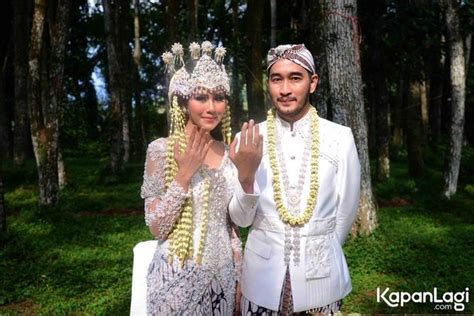 FOTO Prosesi Akad Nikah Syahnaz Jeje Romantis Bak Twilight