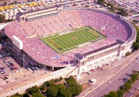 Old Soldier Field - History, Photos & More of the former NFL stadium of ...