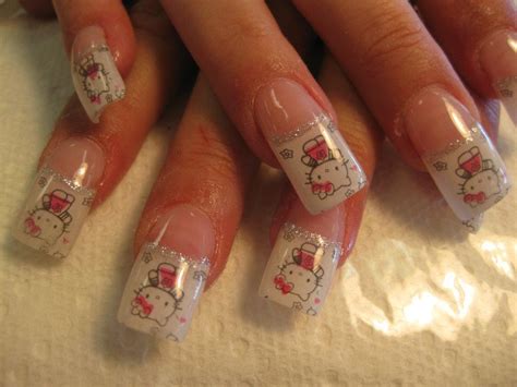 Sparkling Hello Kitty, nail art designs by Top Nails, Clarksville TN ...