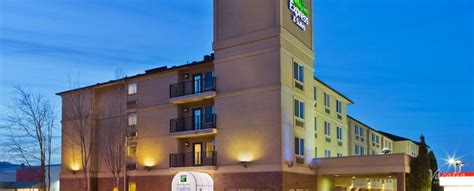 Holiday Inn Express Hotel & Suites Portland-NW Downtown | Portland ...