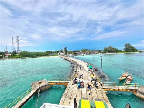 Wisatawan Padati Objek Wisata Pulau Banyak WISATA ACEH