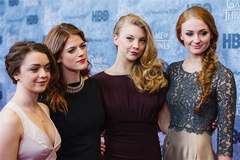 Maisie Williams Rose Leslie Natalie Dromer Sophie Turner 1