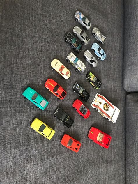 My dad's collection of hot wheels, matchbox and other cars : r/HotWheels