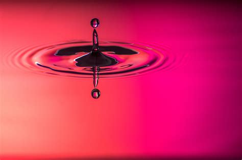 Download Artistic Water Drop 4k Ultra Hd Wallpaper By Jonathan Cosens