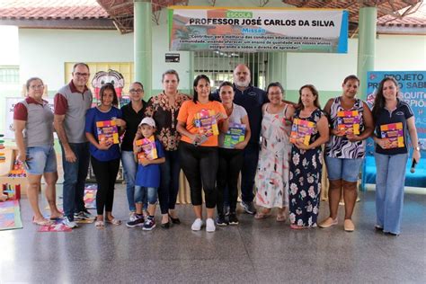 Educa O De Navira Inicia Entrega De Livros Na Rede Municipal