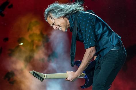 Metallica’s Kirk Hammett Has ‘Every Intention’ to Keep Working on New ...