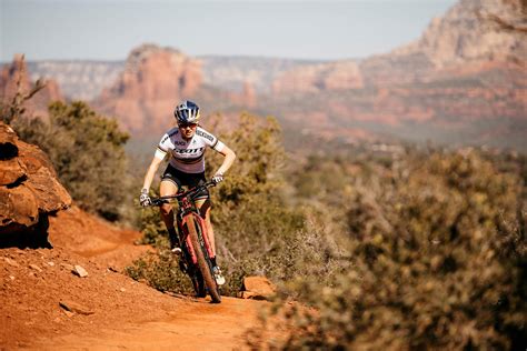 Kate Courtney Sound Of Speed Cross Country Mtb Vídeo