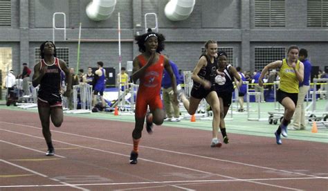 Terry Miller Andraya Yearwood Transgender Sprinters Finish 1st 2nd