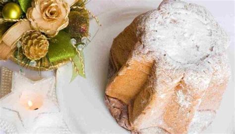 Tartufi Di Pandoro Ripieni Alla Nutella Il Dolce Di Natale In Minuti